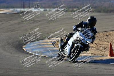 media/Jan-09-2022-SoCal Trackdays (Sun) [[2b1fec8404]]/Turns 9 and 8 (920am)/